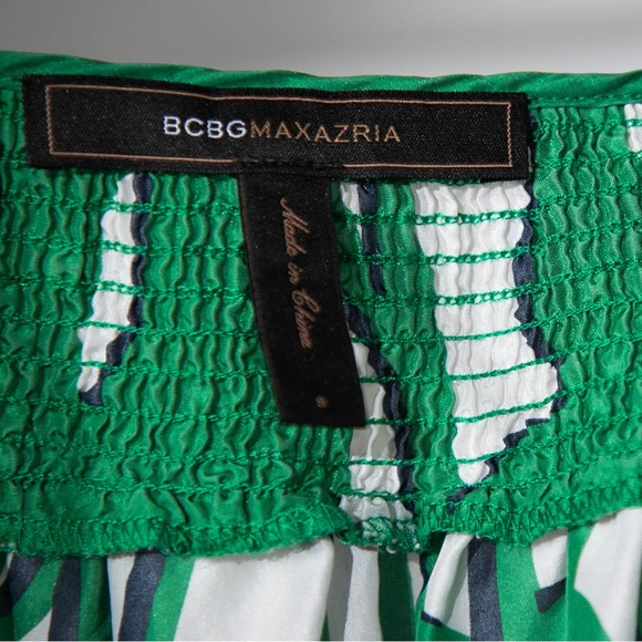 BCBGMAXAZRIA 100% Silk Tunic, Size S, Excellent Condition - Picture 3 of 9